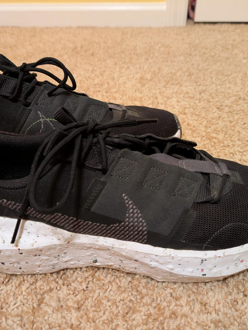 Nike Men's Black Athletic Sneakers